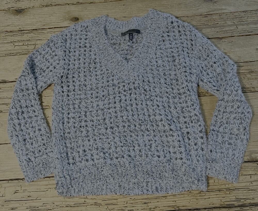 White House Black Market Women’s Size XS Light Blue Cabled Linen Sweater